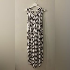 Banana Republic Factory black and white Dress
